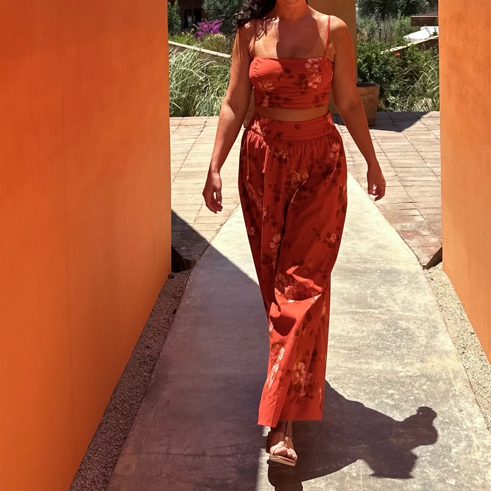Reformation Amor Two Piece Orange - Size 8 - Picture 5 of 6
